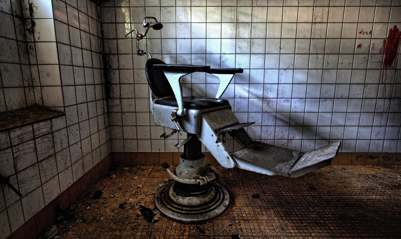Illustration for article titled The Decaying Remains of Abandoned Hospitals